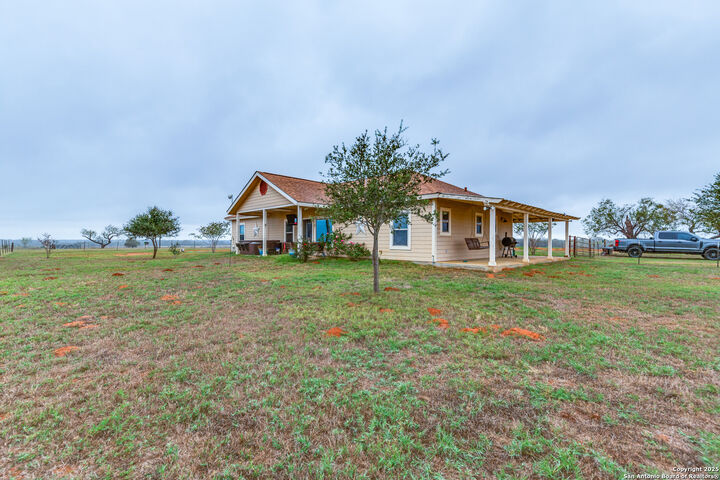 2217 County Road 412  Stockdale TX 78160 photo