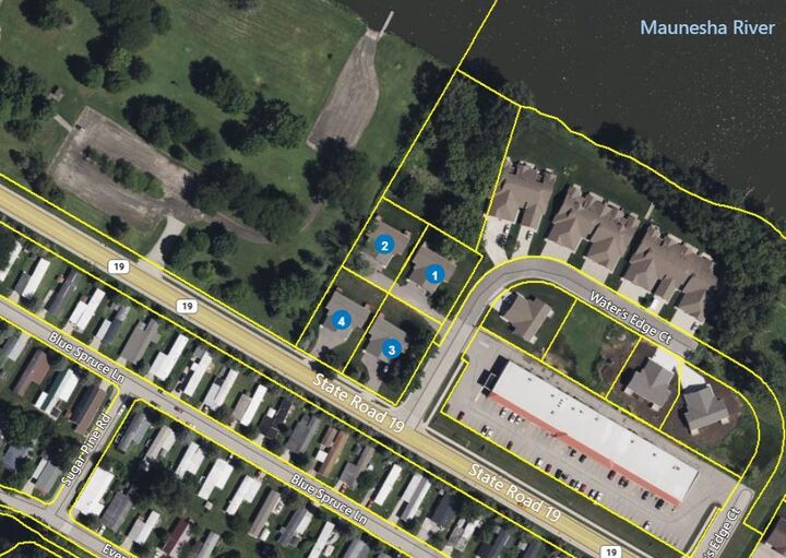 Property Photo:  922-932 Waters Edge Court  WI 53559 