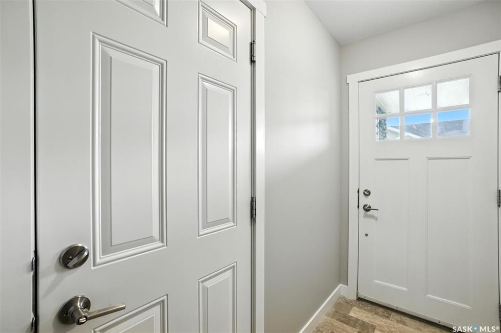 Property Photo: 542 Pringle Crescent 212 SK S7T 0W9