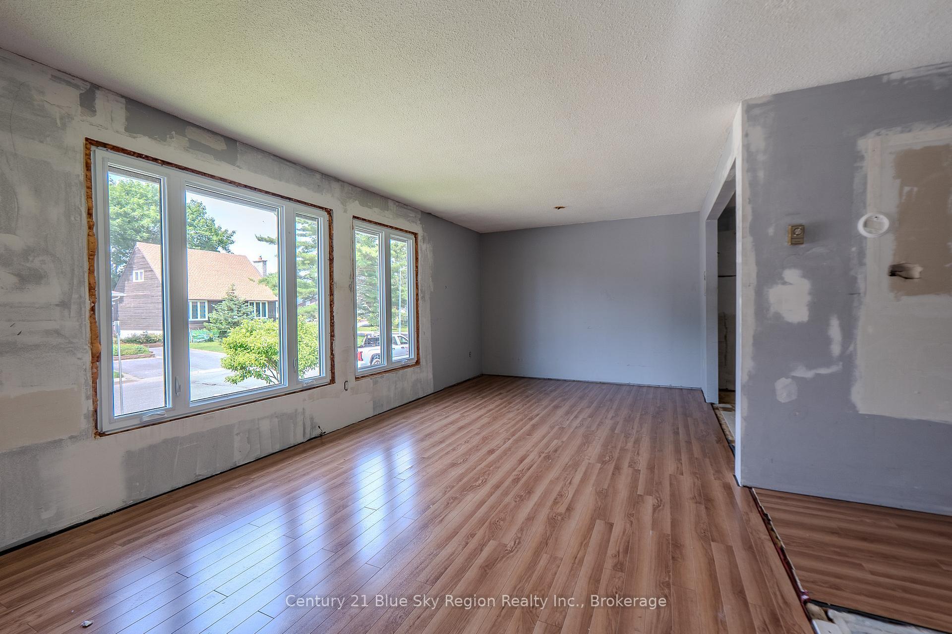 Property Photo: 45 Lovell Avenue ON P1A 3R7