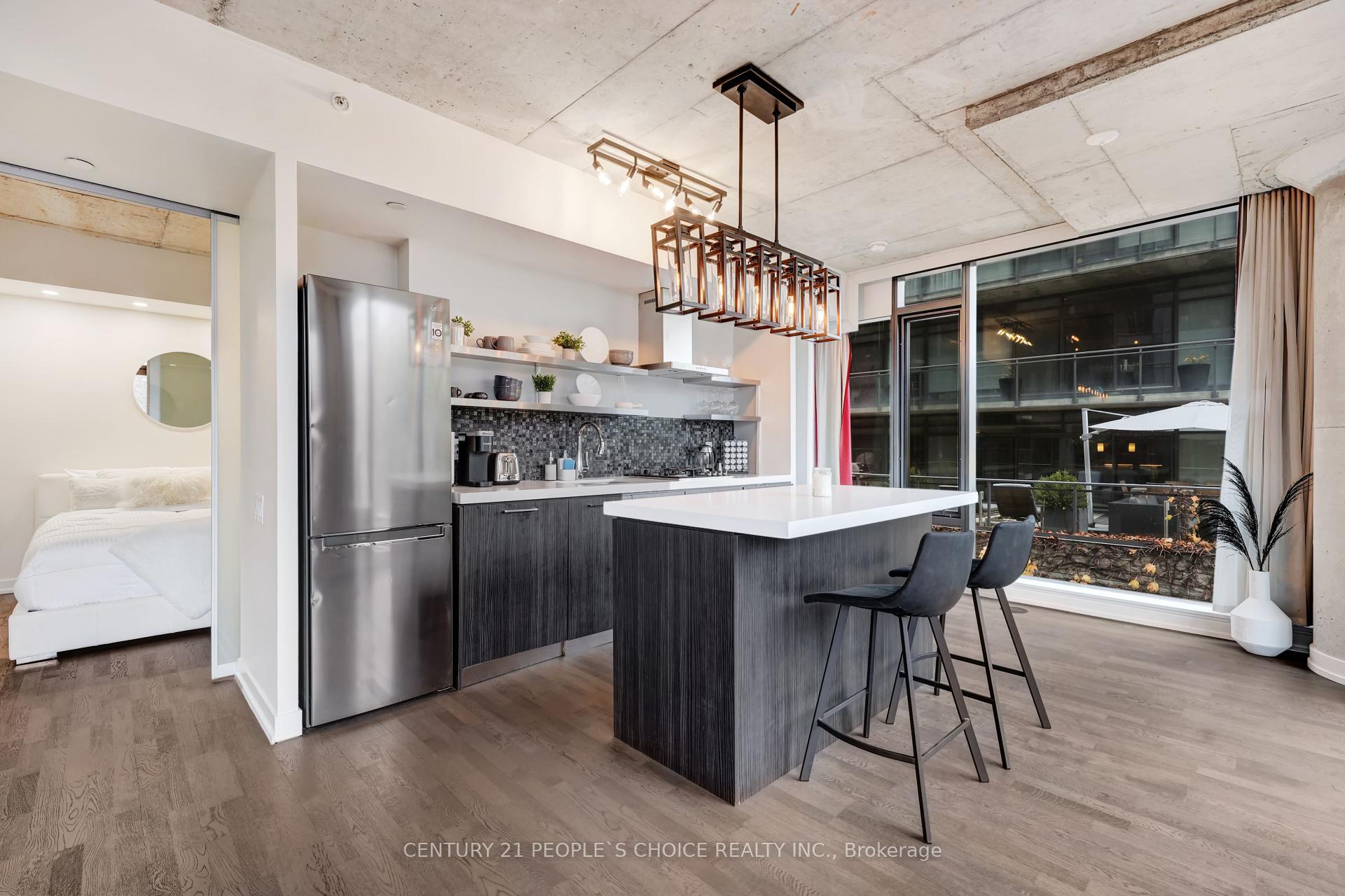Photo de la propriété: 560 King Street W 305 ON M5V 1M3