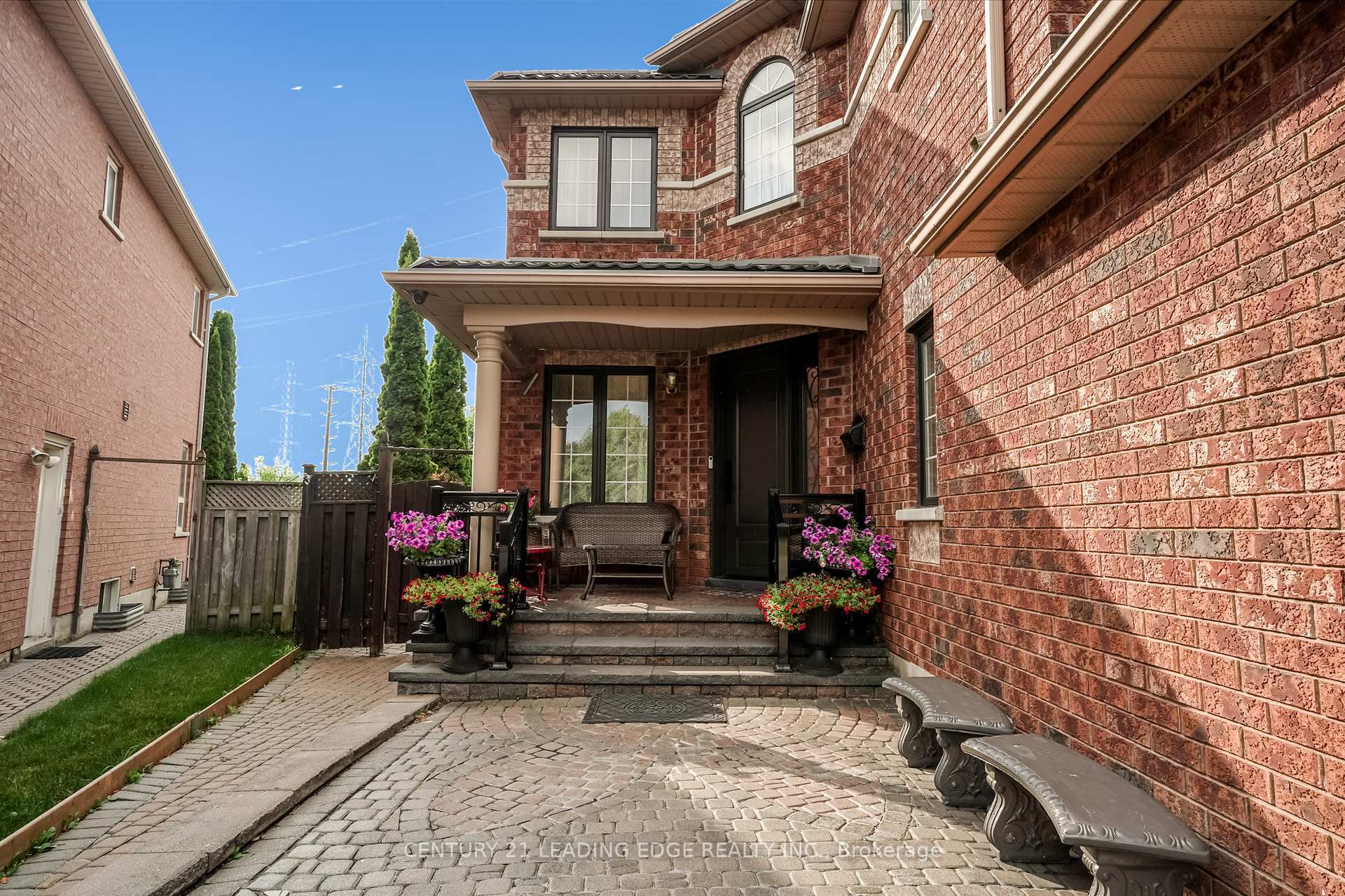 31 Candlebrook Crescent  Toronto ON M1W 4B3 photo