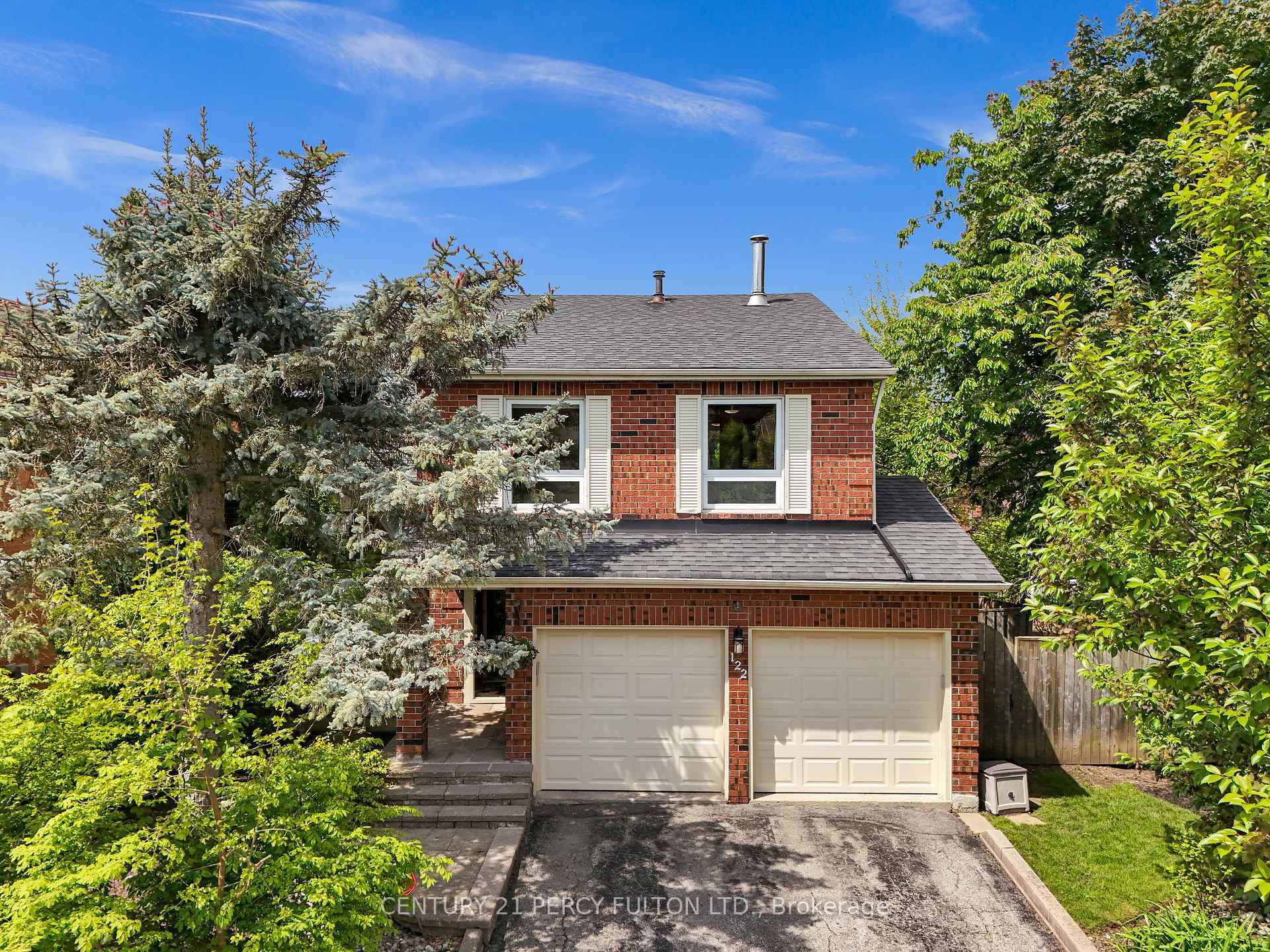 Property Photo: 122 Wootten Way N ON L3P 4C6