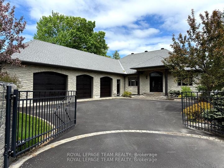 3886 Armitage Avenue  Constance Bay - Dunrobin - Kilmaurs - Woodlawn ON K0A 1T0 photo