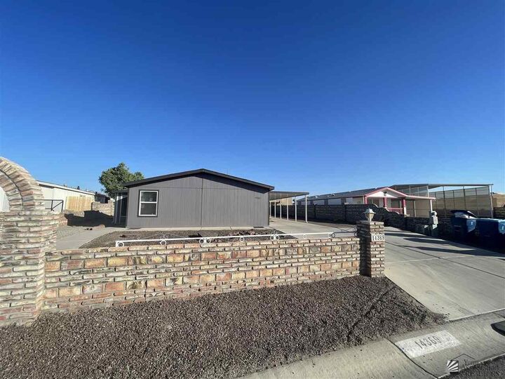 Property Photo: 14369 E 50 St AZ 85367