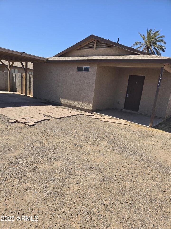 Property Photo:  3310 W Jackson Street 1,2  AZ 85009 