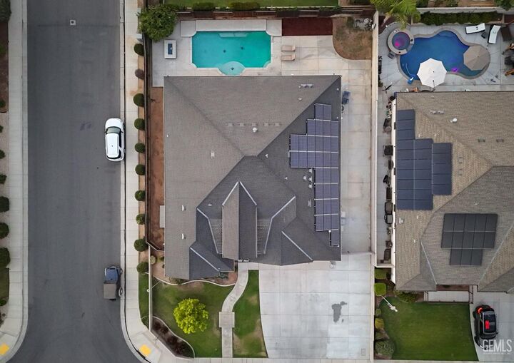 Property Photo: 9318 Rancho Viejo Drive CA 93314