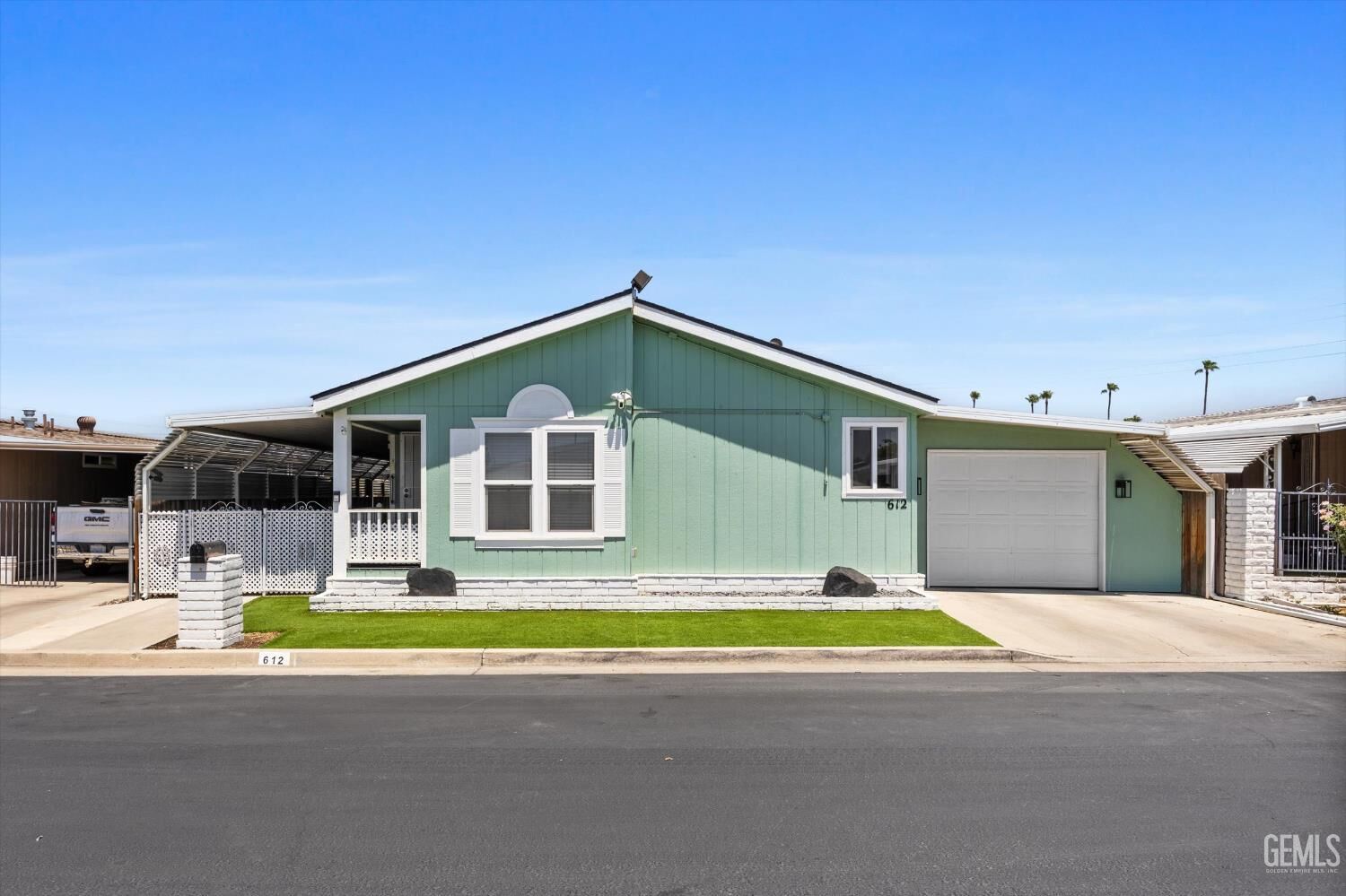 Property Photo:  612 44th Street  CA 93301 