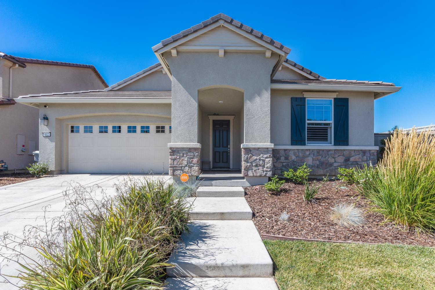 Property Photo: 1402 Peterson Place CA 95776