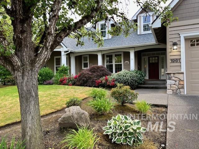 Property Photo:  1961 SW Abercrombie  OR 97225 