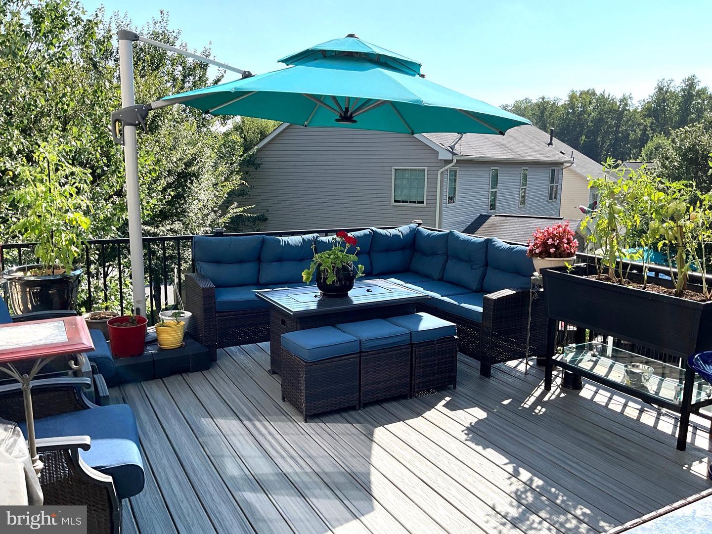 Property Photo: 5681 Liberty Manor Circle VA 22193