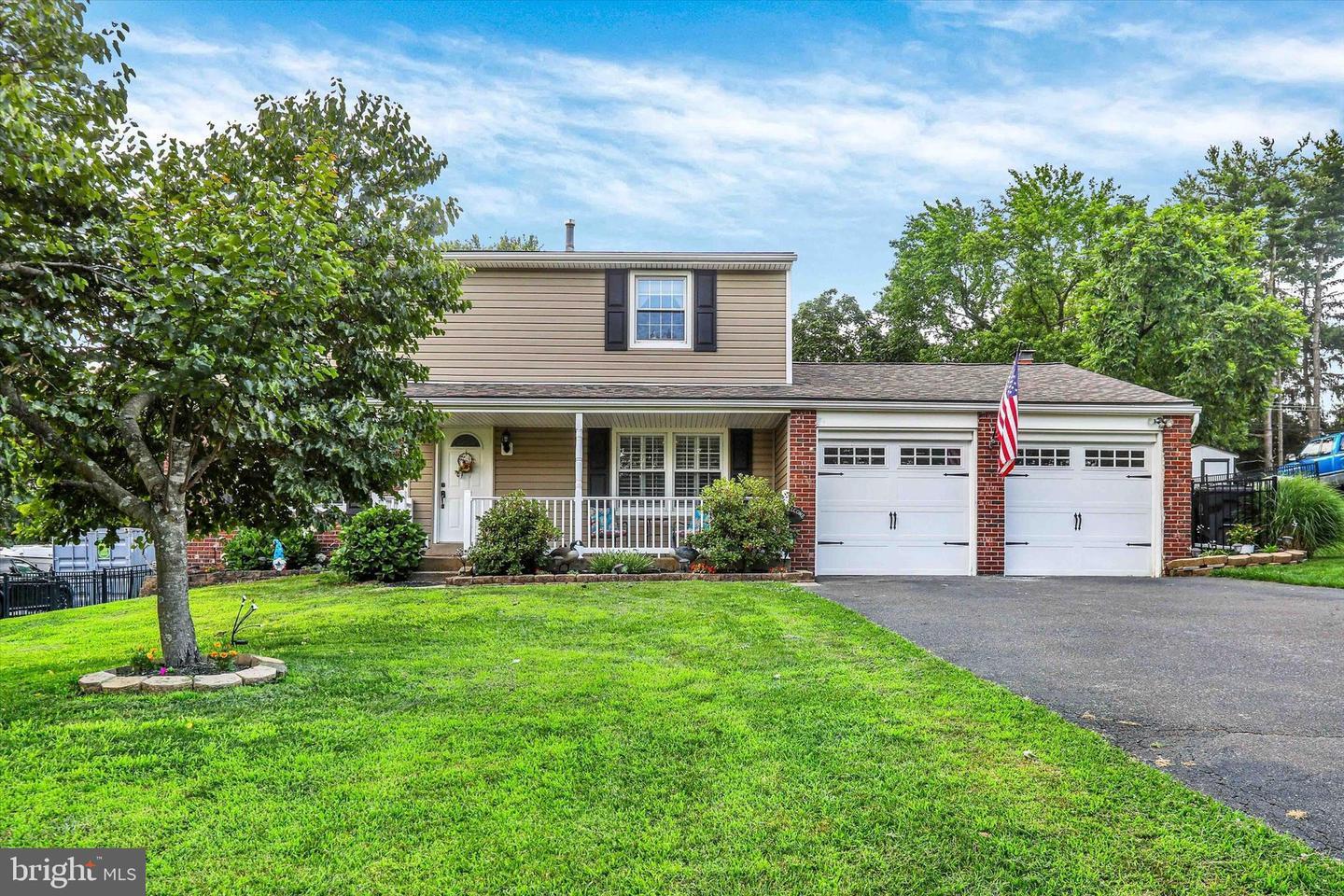 Property Photo: 389 N 2nd Street Pike PA 18966