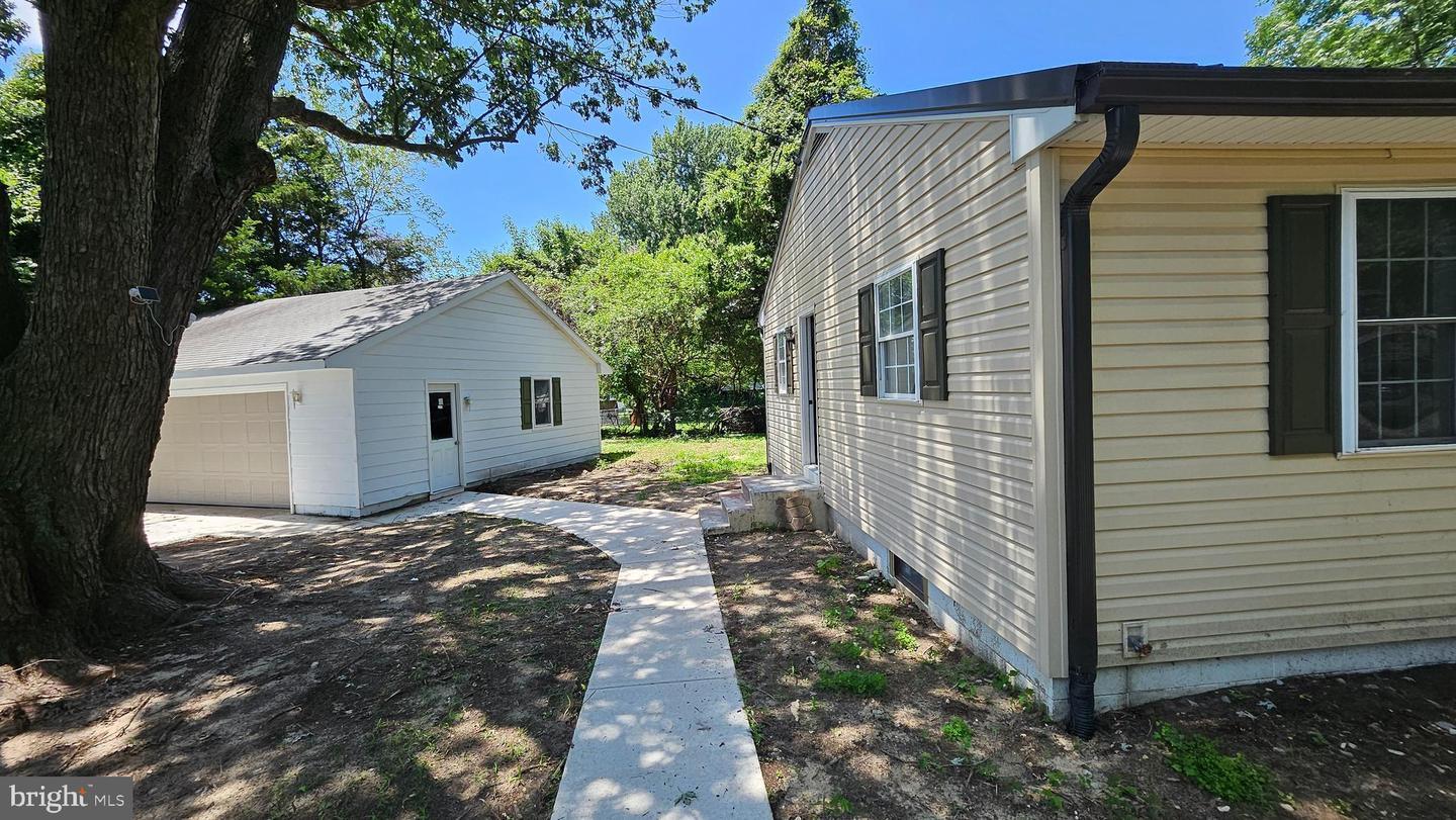 Property Photo:  4943 Dot Street  DE 19963 
