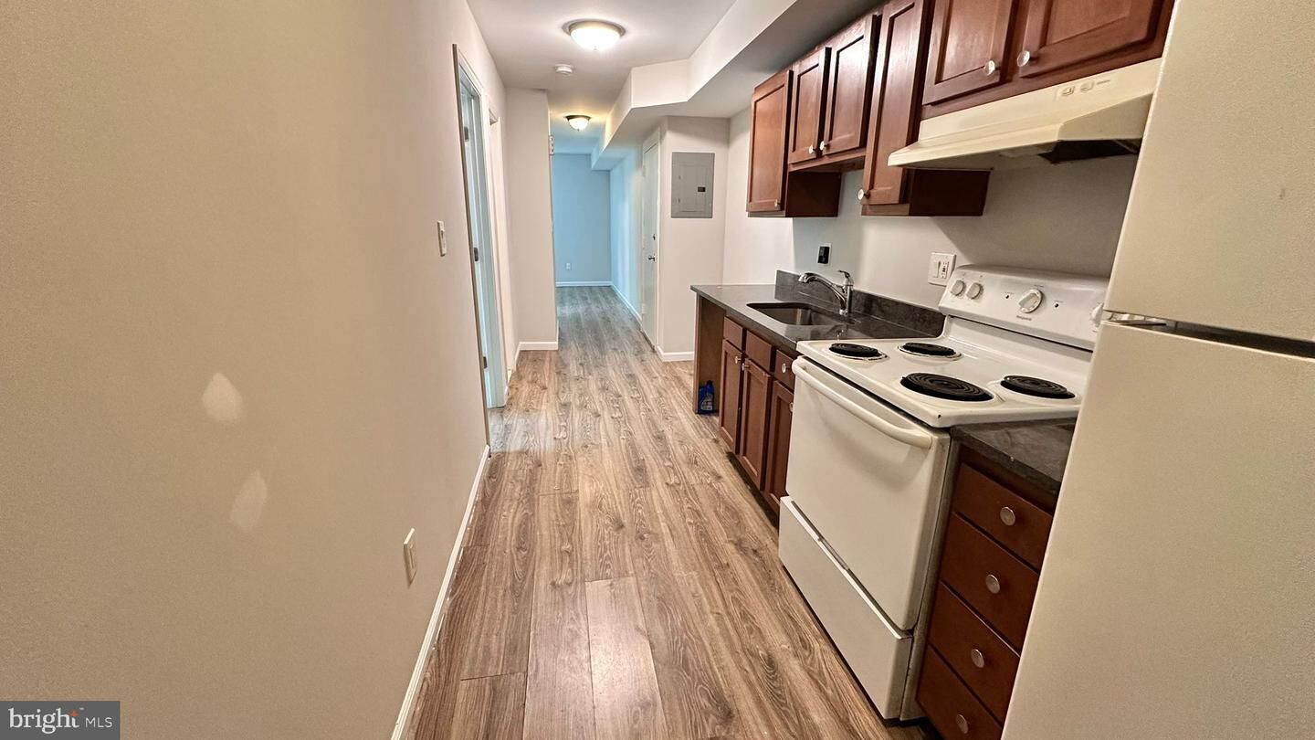 Property Photo:  2808 Pomeroy Road SE 4  DC 20020 