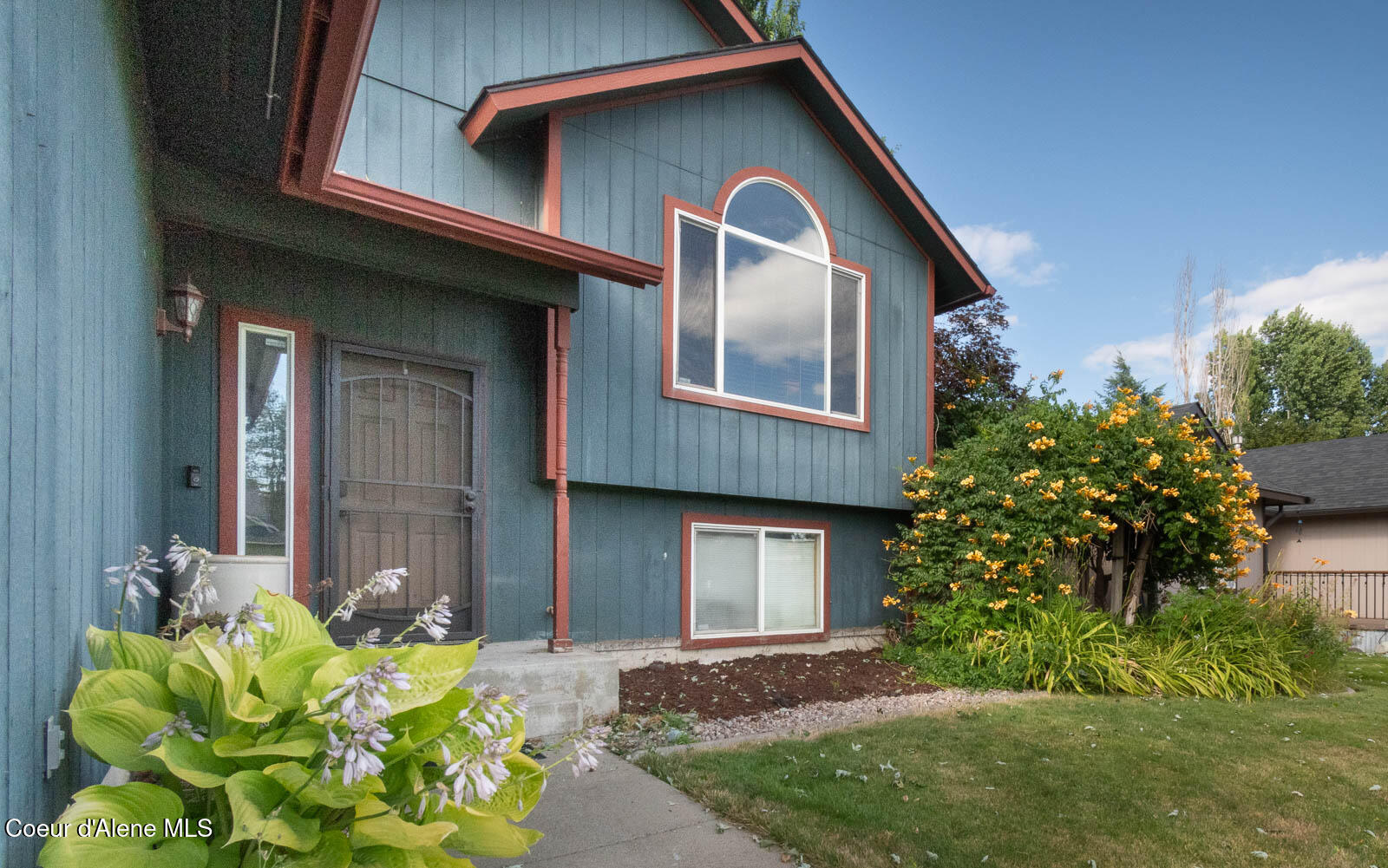 Property Photo:  2239 W Shawna Ave  ID 83815 