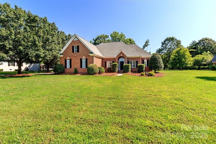 444 Cottonfield Circle  Waxhaw NC 28173 photo