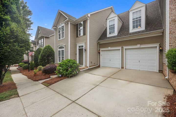 Property Photo:  10217 Linksland Drive  NC 28078 