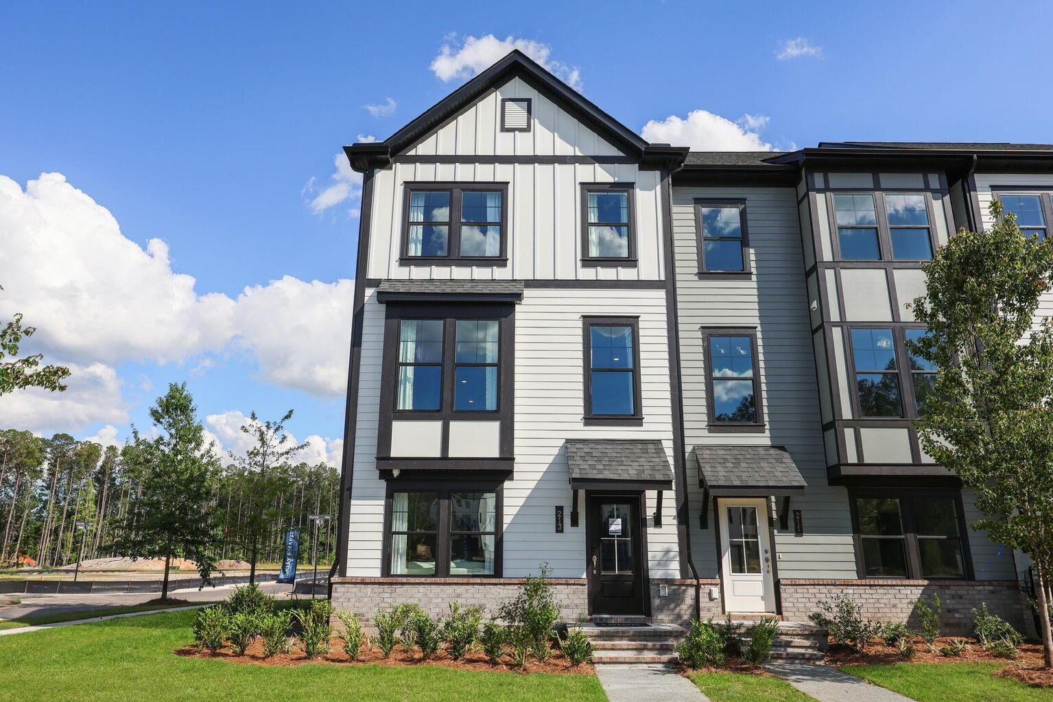 Property Photo:  550 Scholar Way  SC 29486 