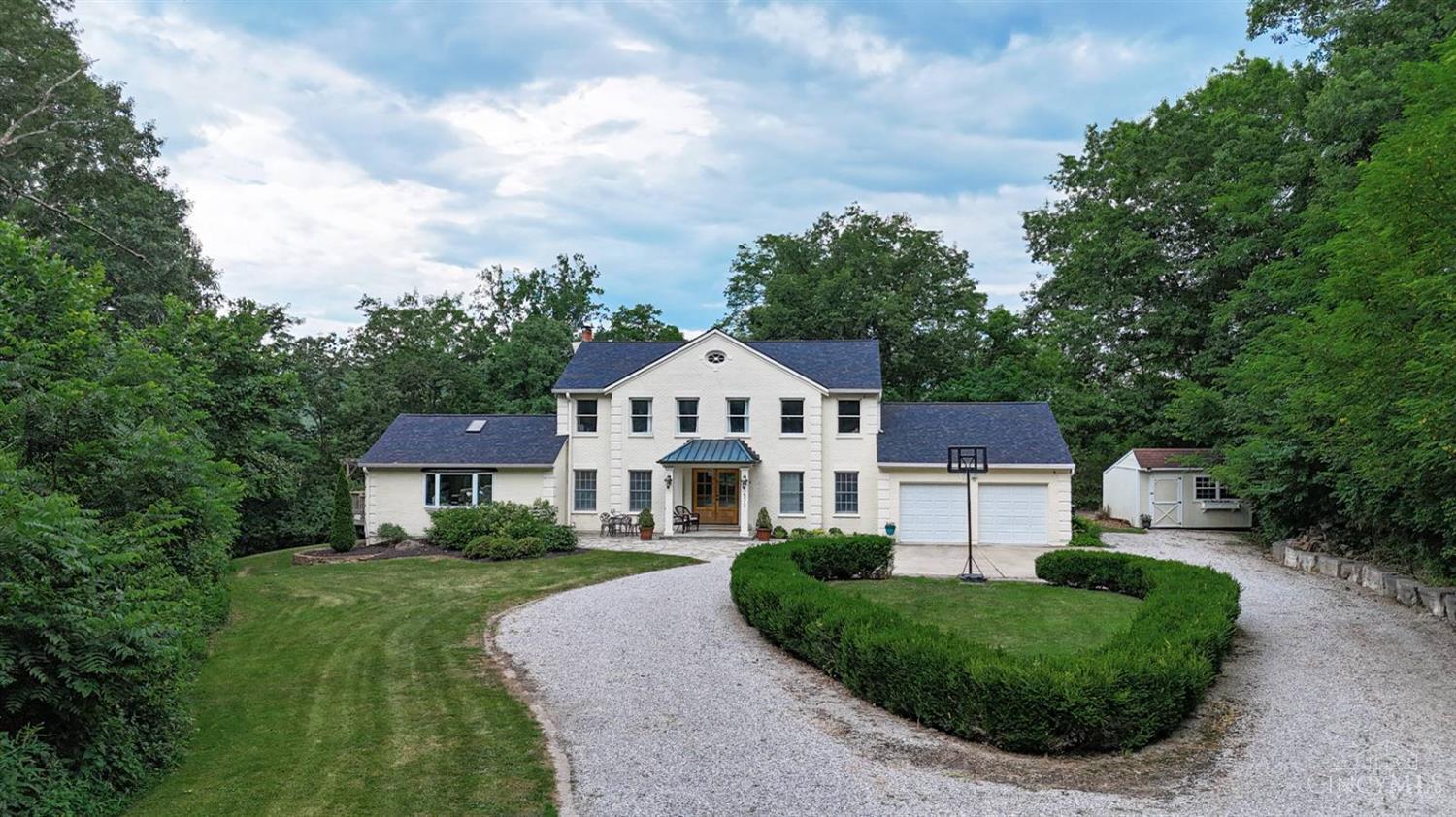 Property Photo: 572 Locust Corner Road OH 45245