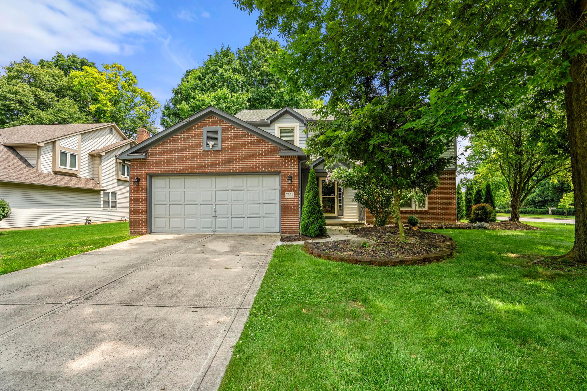 Property Photo:  7652 Cashel Court  OH 43017 