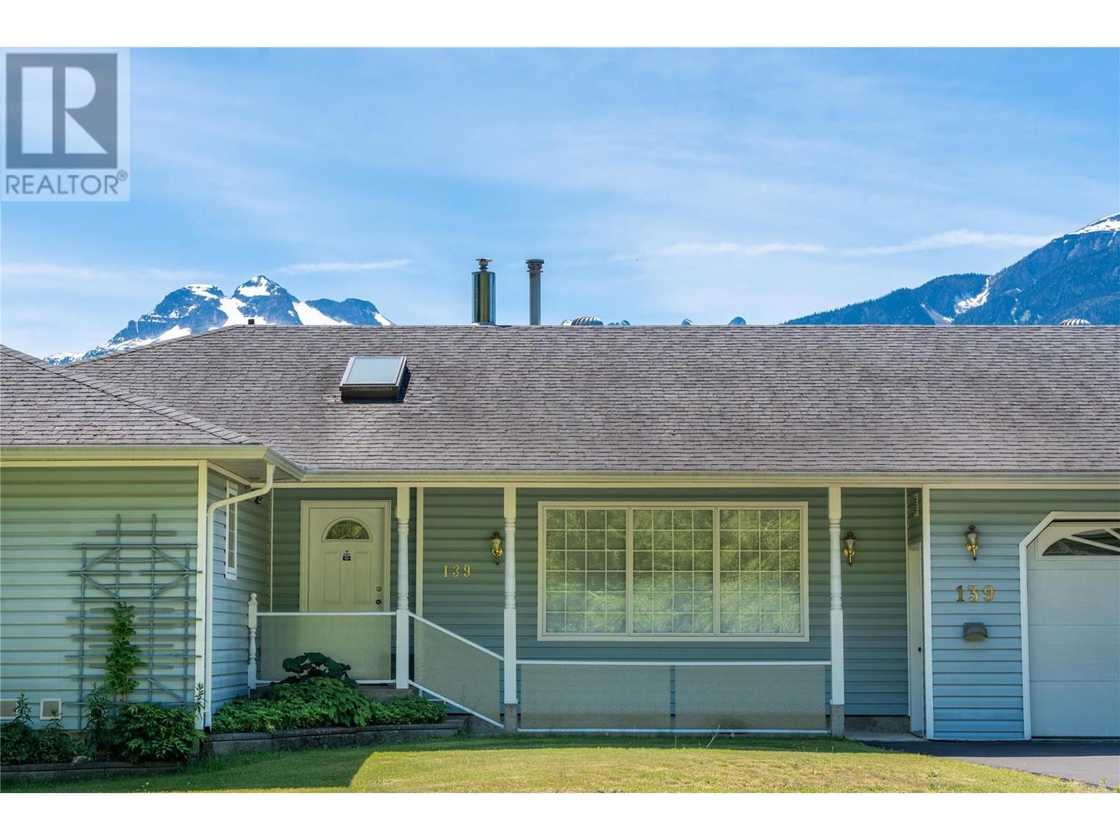 Property Photo:  139 Track Street Street East  BC V0E 2S0 