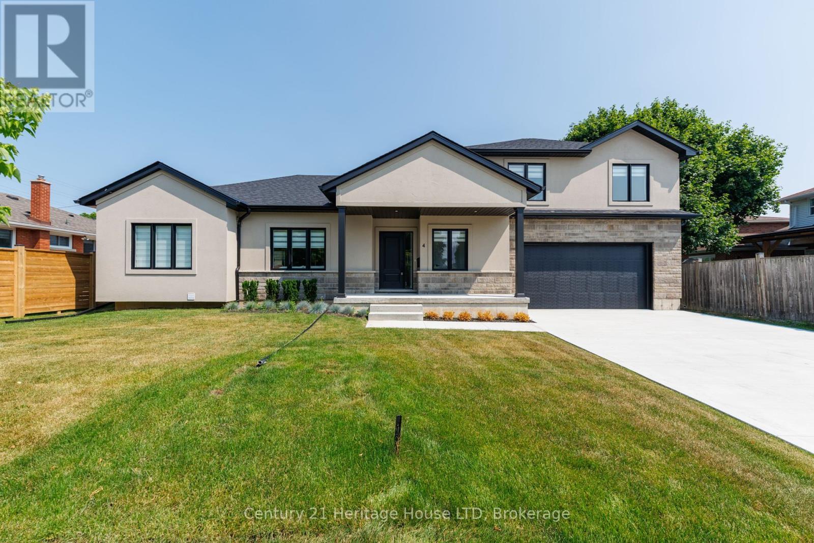 4 Meteor Street  St. Catharines (Rykert/Vansickle) ON L2S 2T1 photo