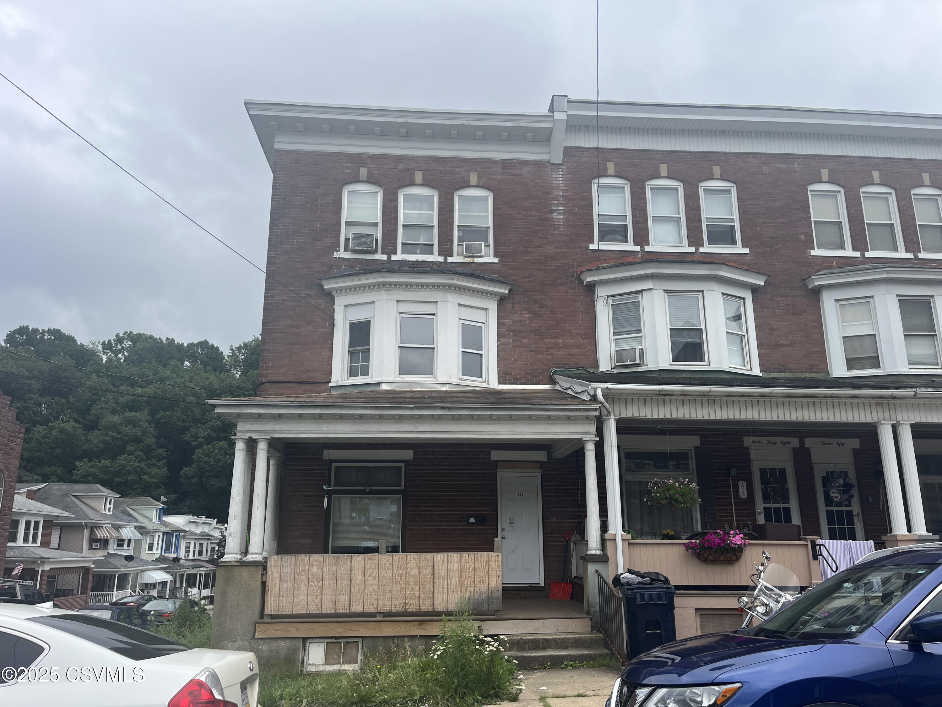 1246 W Arch Street  Coal Township PA 17866 photo