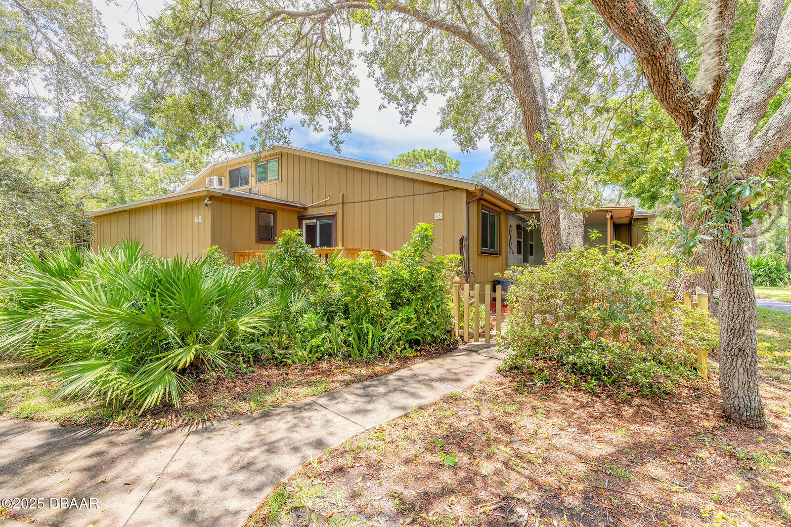 Property Photo: 68 Cypress Pond Road FL 32128