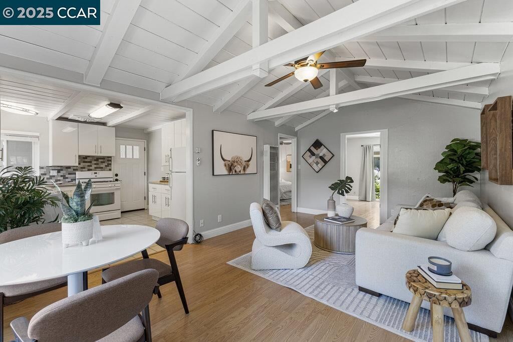 Property Photo: 200 El Dorado Ave 12 CA 94526