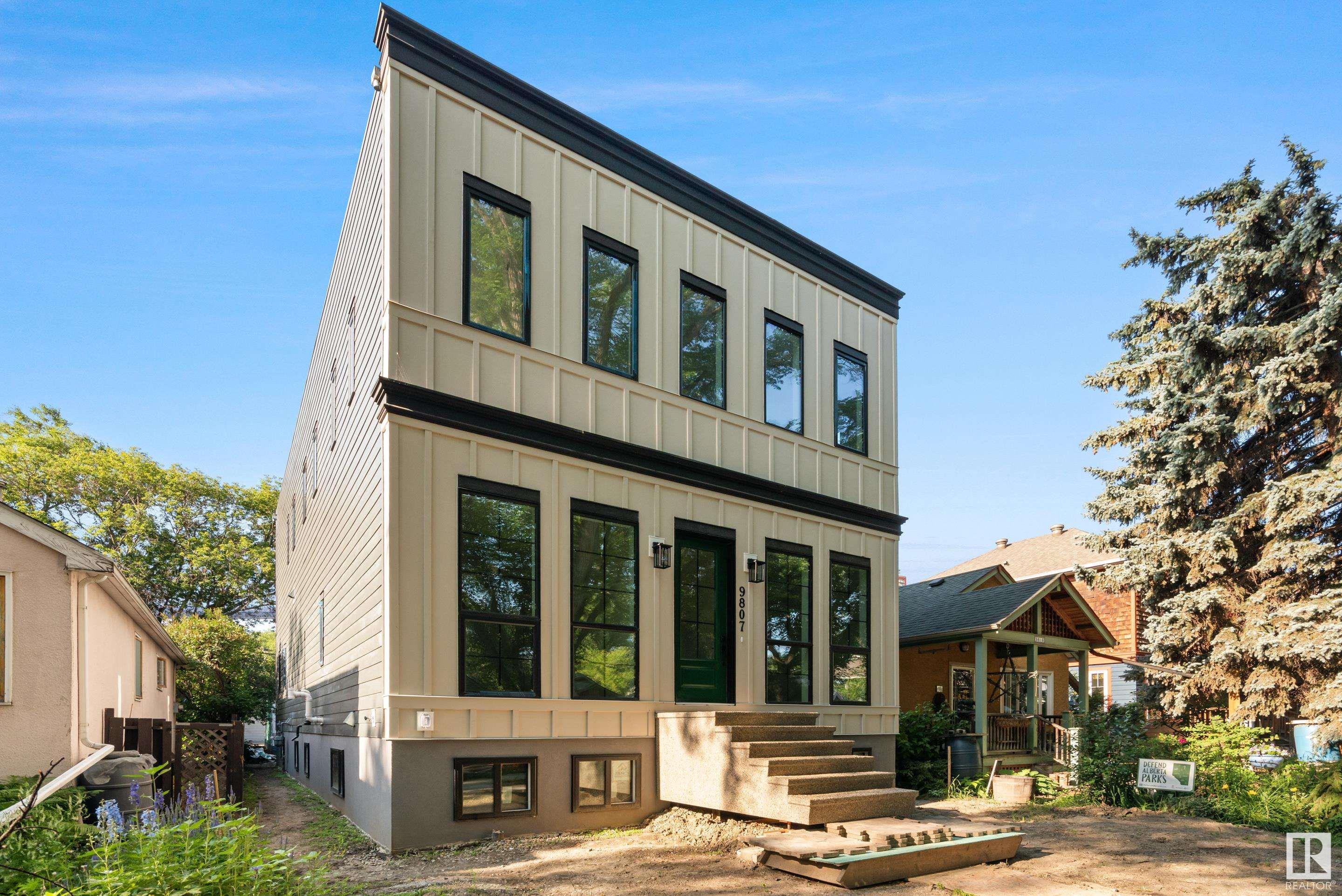Property Photo: 9807 90 Avenue NW AB T6E 2T2