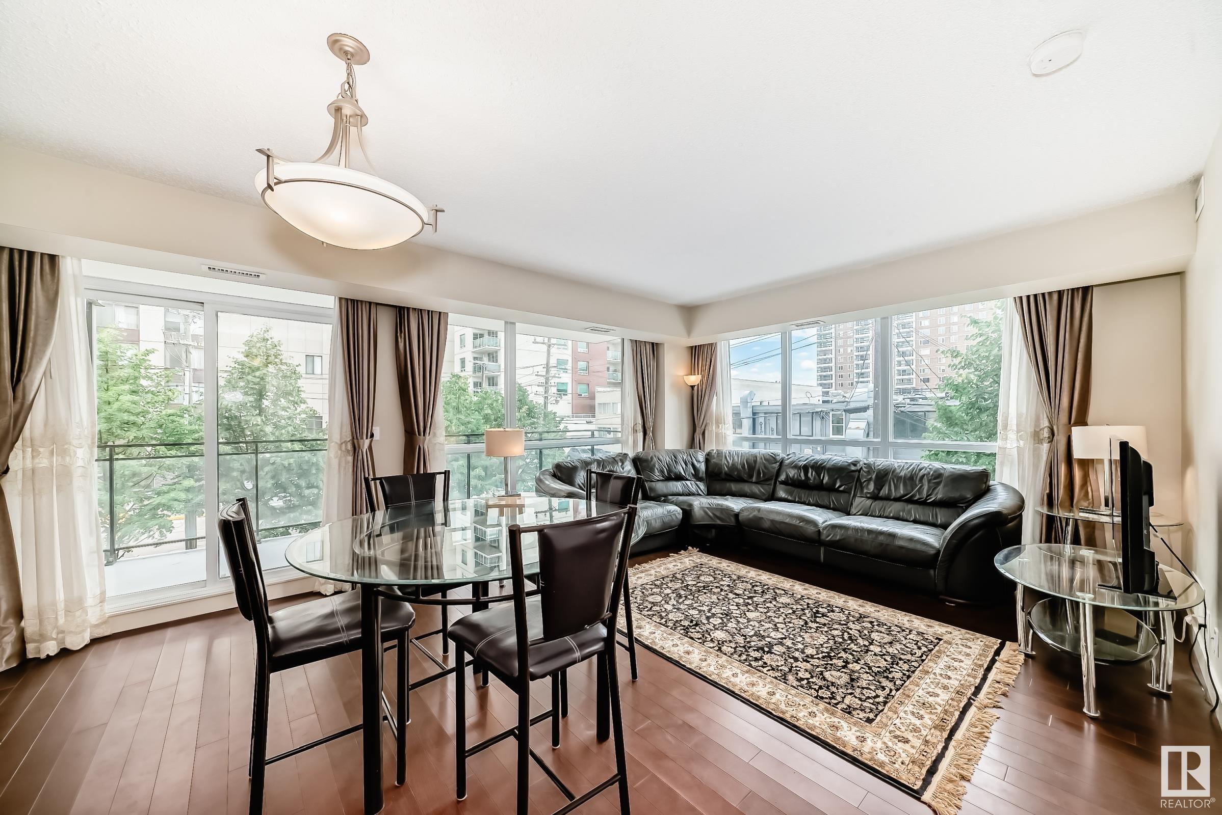 10046 117 Street NW 203  Edmonton AB T5K 1X2 photo