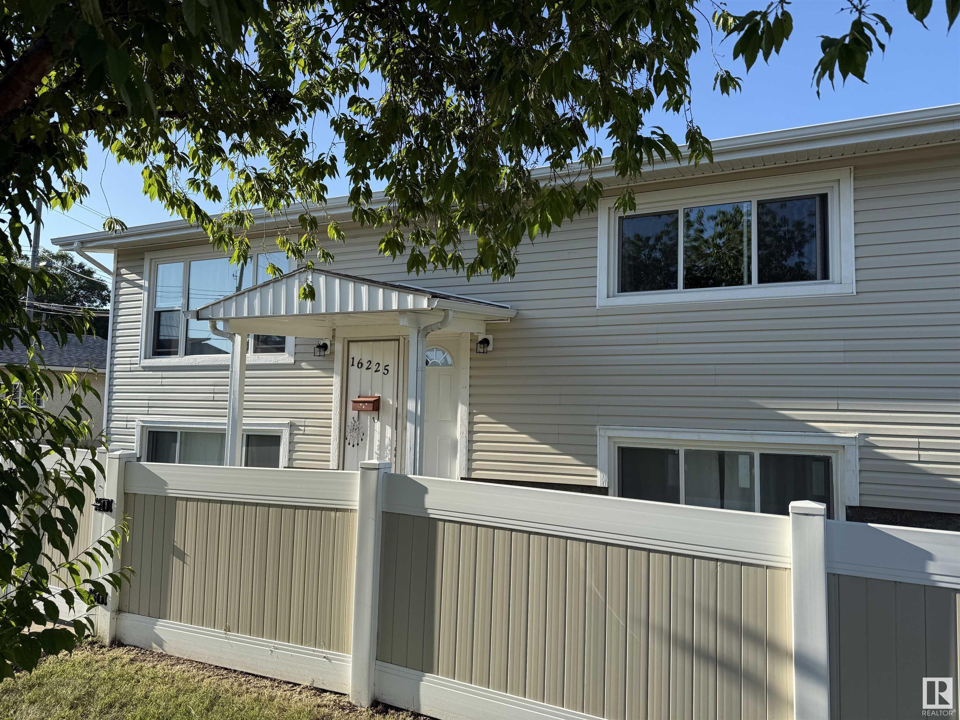 16225 102 Avenue NW  Edmonton AB T5P 4G6 photo