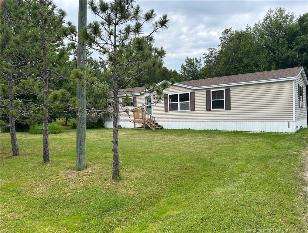 Property Photo:  76 Crystal Drive  NB E3B 9B6 
