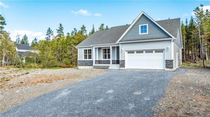 Photo de la propriété: 2 Greenbrier Street NB E2E 2G6