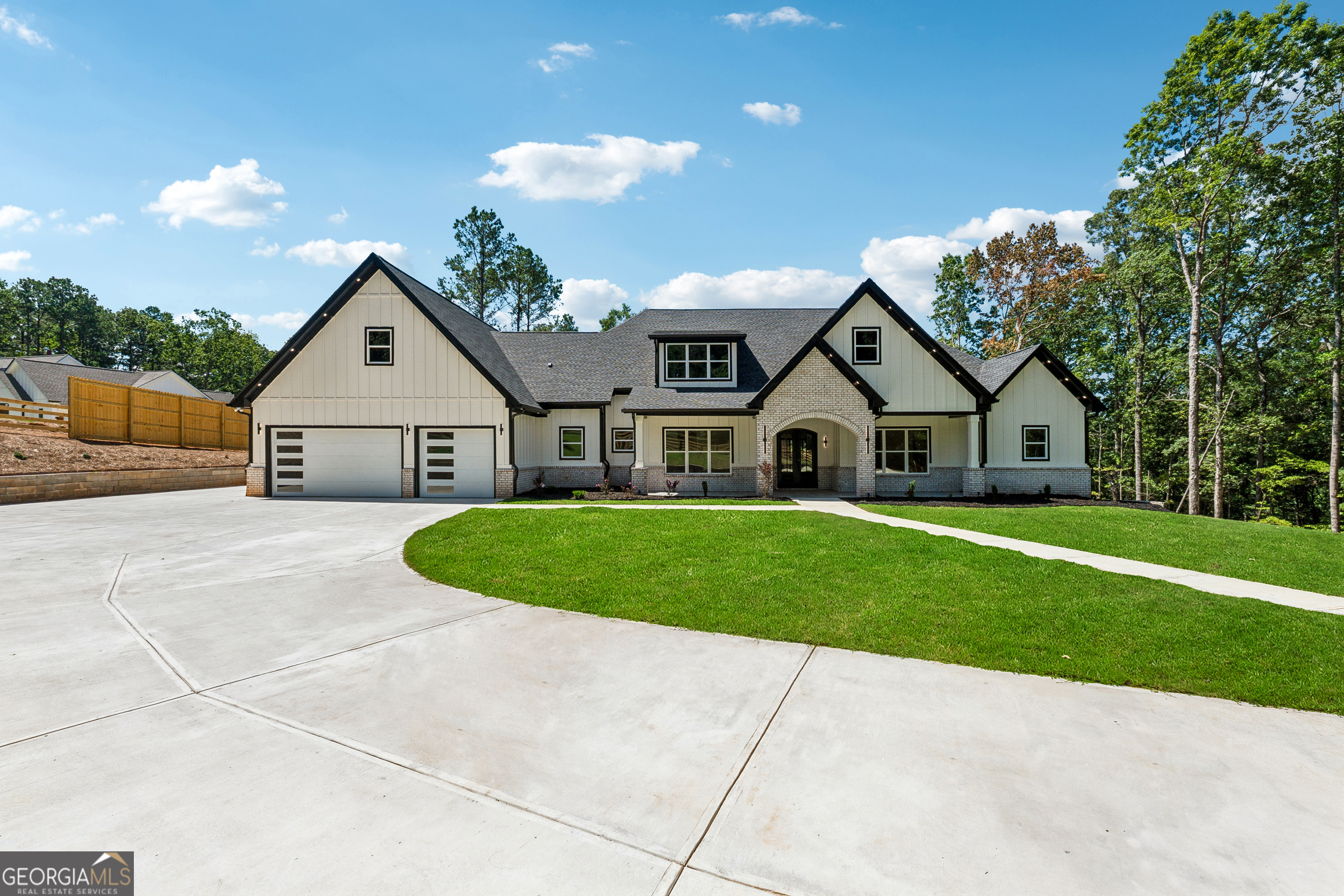 Property Photo: 1622 Double Springs Church Road GA 30656