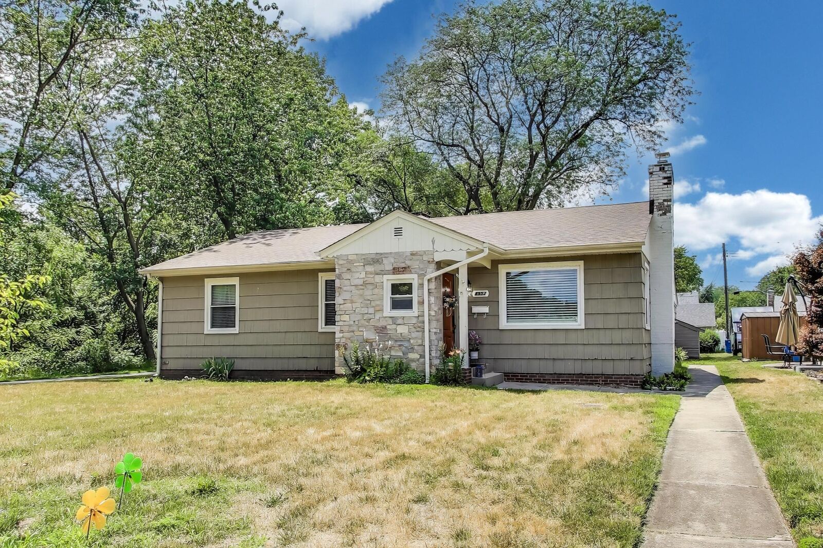 Property Photo:  8952 Branton Avenue  IN 46322