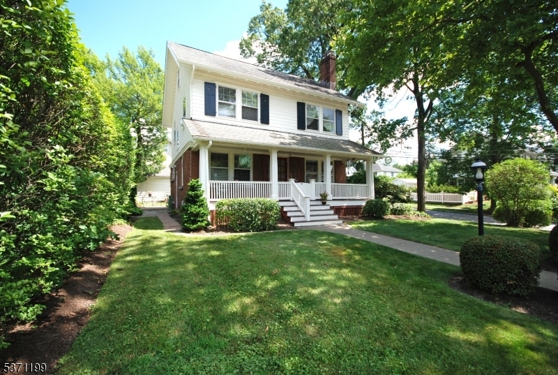 197 Grove St  Montclair Twp. NJ 07042 photo