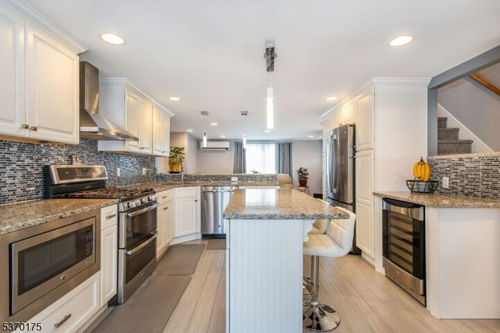 Property Photo: 321 Warren St NJ 07029