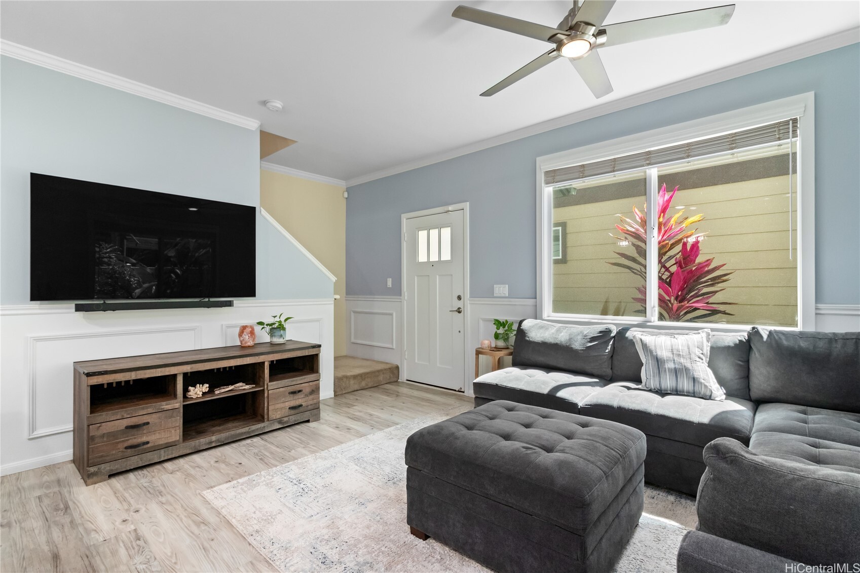 Property Photo:  91-1159 Kamakana Street 715  HI 96706 