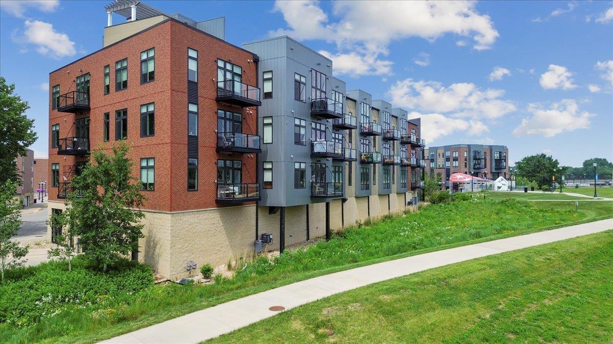 250 State Street 212  Cedar Falls IA 50613 photo