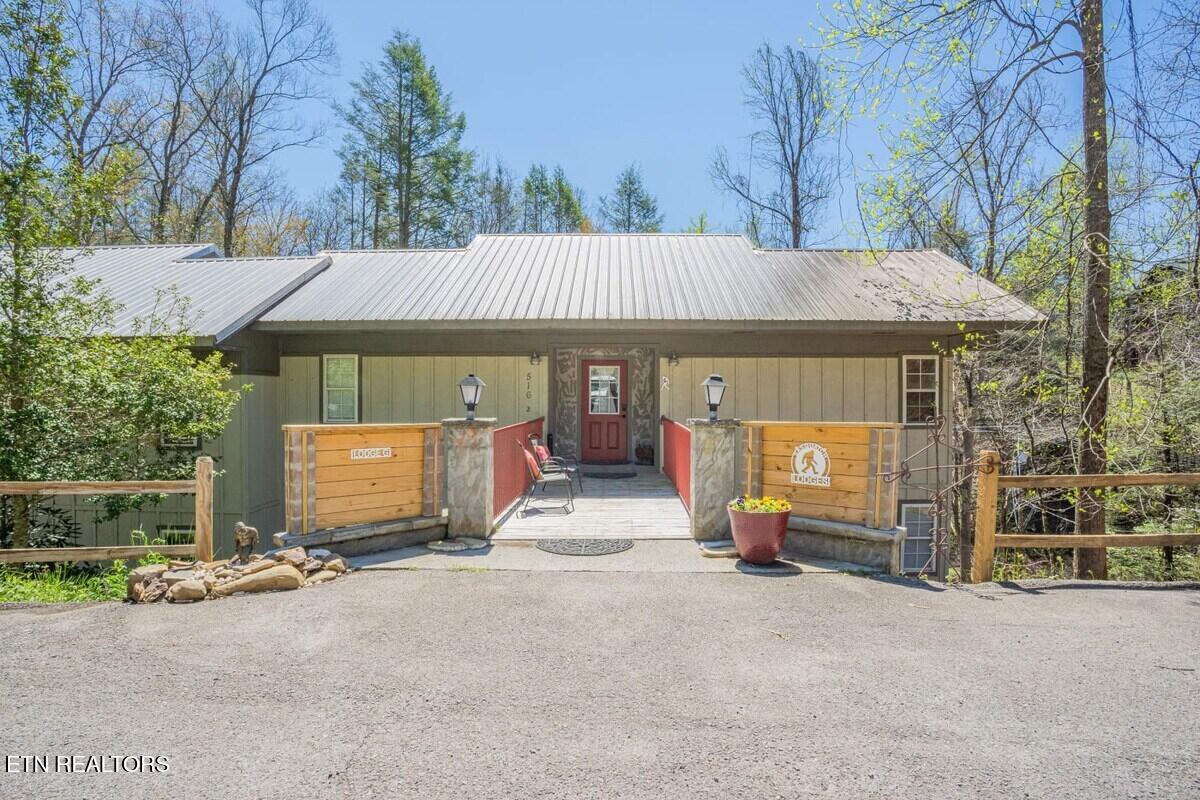 9 Units + 2 Lots Cambridge Est  Gatlinburg TN 37738 photo