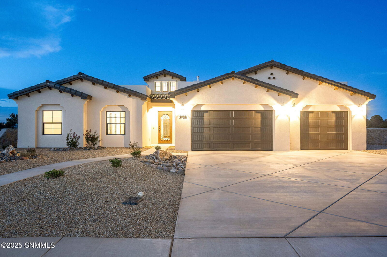 Property Photo:  3908 Santa Catalina  NM 88005 