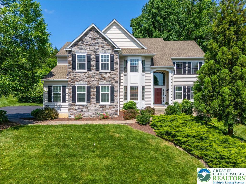 7451 Mount Vernon Drive  Upper Milford Twp PA 18092 photo