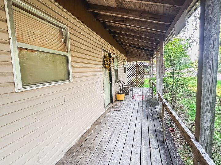 Property Photo:  626 Impala Dr  TX 77360 