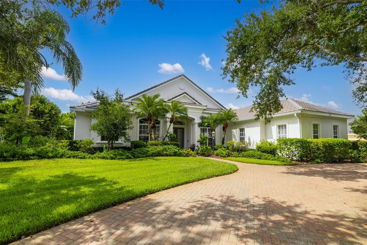 8844 Bloomfield Boulevard  Sarasota FL 34238 photo
