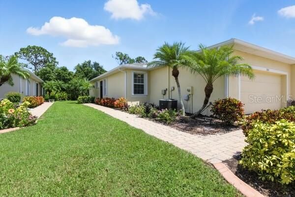 Property Photo: 29660 Ontario Court FL 34223