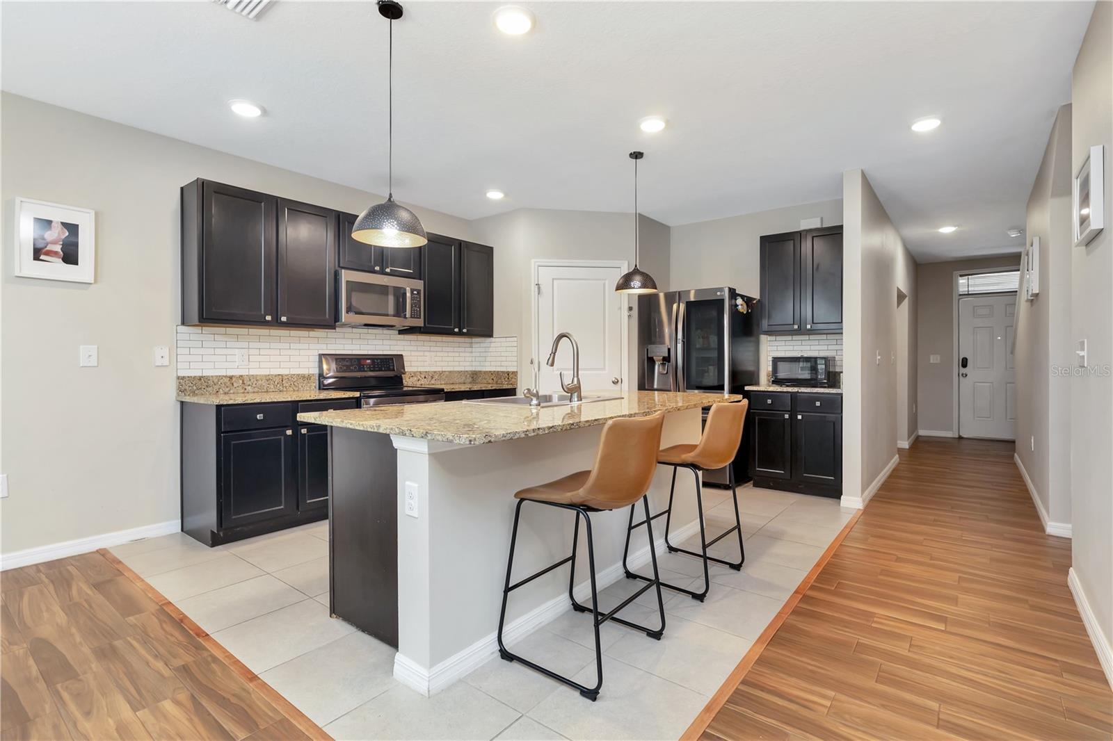 Property Photo: 271 Tierra Verde Way FL 34212