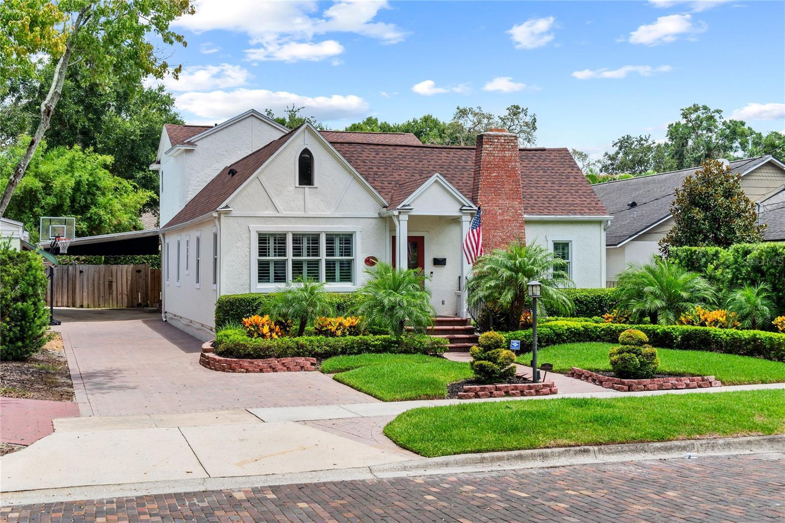 Property Photo:  521 Sheridan Boulevard  FL 32804 