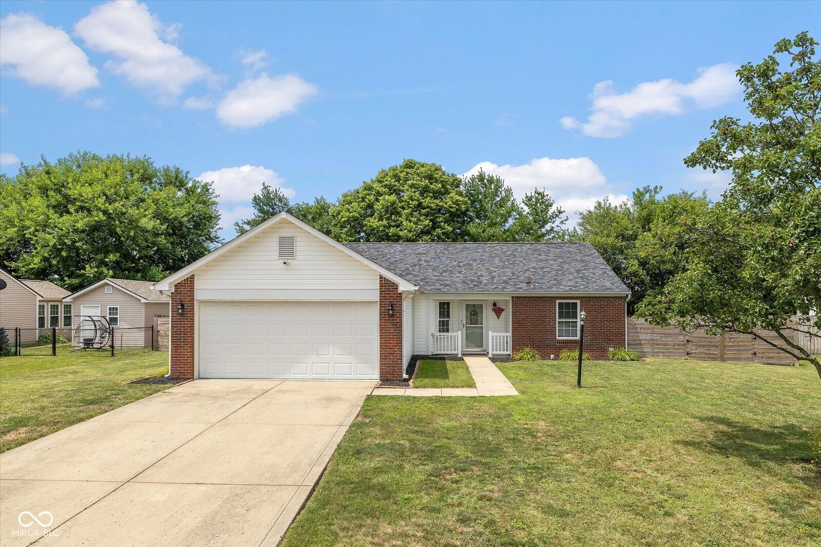 Property Photo:  668 Appaloosa Drive  IN 46106 