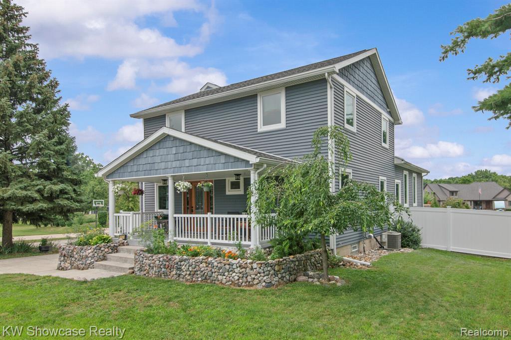 Property Photo: 10933 Chicago Road MI 48093 5568